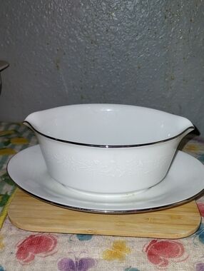 Elegant White China Gravy Boat with Silver Trim
